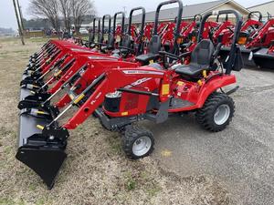 รถแทรกเตอร์มือสอง Massey Ferguson GC1725M ราคาประหยัด พร้อมความสามารถในการติดตั้งหัวตักและหัวตัดหญ้า ออกแบบมาเพื่อการขาย - Product Image 5