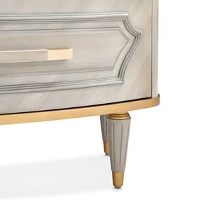 Vetrina Decorativa Contemporanea Charles - Finitura Grigio Tortora e Accessori in Ottone - Product Image 4