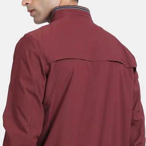 Veste personnalisée avec logo brodé pour hommes, couleur unie, manches longues, col montant, vestes en polyester pour hommes, vestes de dernière conception pour hommes - Product Image 5