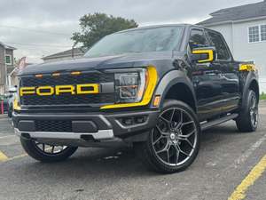 Ford F-150 Raptor SuperCrew 2024, 4x4, Volante a la Izquierda, Interior Oscuro, Asientos de Cuero, Neumáticos R19 - Product Image 4