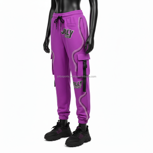 กางเกงจ็อกเกอร์ผ้าฟลีซผสมคอตตอนและโพลีเอสเตอร์สำหรับผู้หญิง 320 GSM สีม่วง แต่งแผงลายเพชร สไตล์คาร์โก้ ปักโลโก้แบบฮอตฟิกซ์ตามสั่ง กางเกงผู้หญิง - Product Image 4
