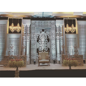 Escenario de boda con tema ultramoderno de estilo único, escenario de FRP blanco magnífico para bodas lujosas, escenario de boda asiático con tema Raj Mahal - Product Image 1