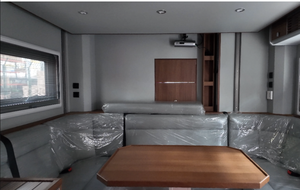 Autocaravana Todoterreno 4x4 con Panel Compuesto de Aluminio, Cocina con Diseño Ajustable, Gris, para 4-6 Personas, Un Dormitorio, para Acampar - Product Image 4