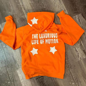 Sweats à capuche pour hommes sweat à capuche Orange étoile imprimé pull Streetwear graphique sweat à capuche audacieux urbain décontracté déclaration haut Logo personnalisé - Product Image 5