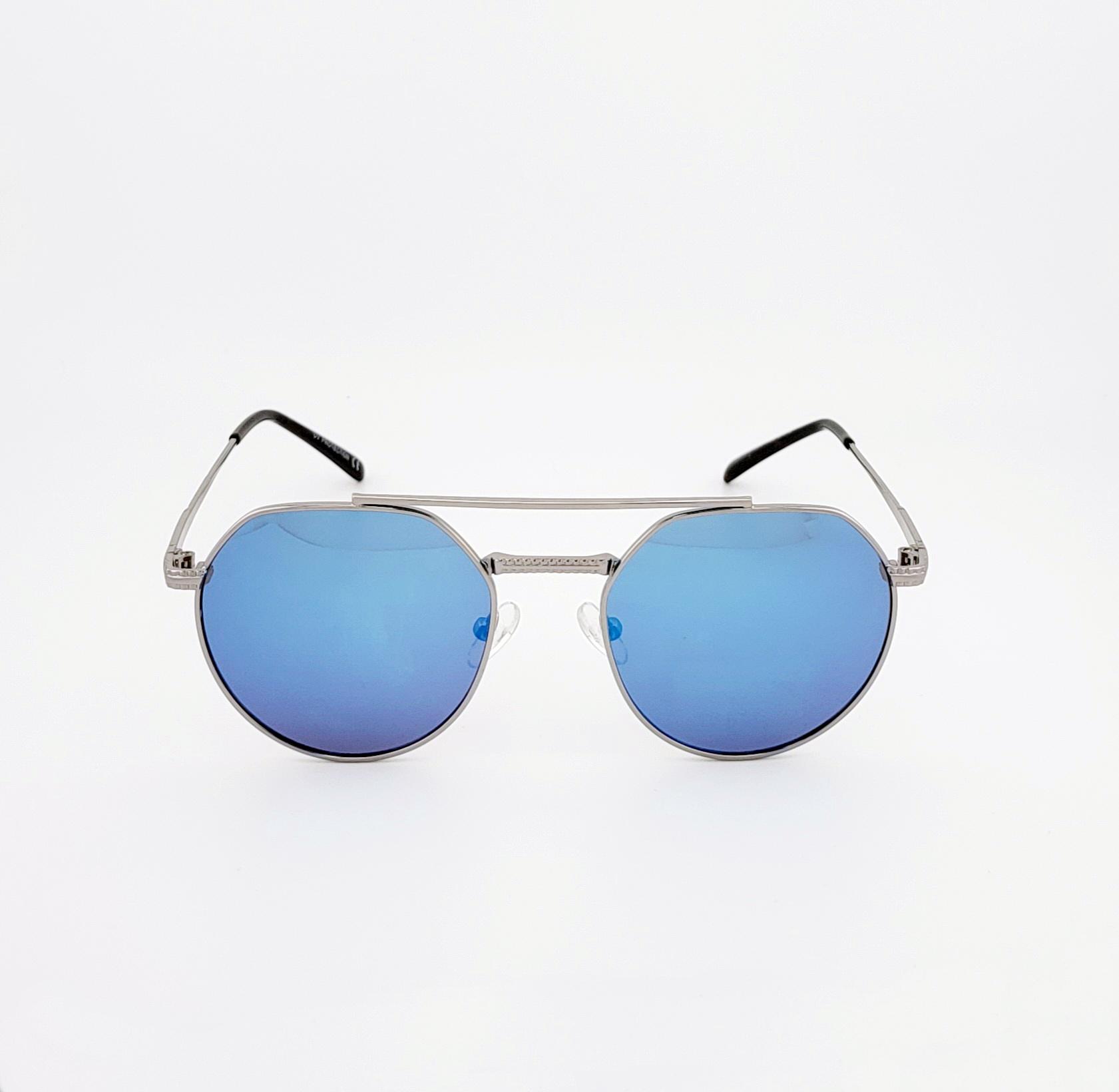 กระจกสีฟ้า