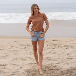 เสื้อยืดคอกลมแขนสั้นผู้หญิง ผ้าคอตตอนออร์แกนิค 100% ระดับพรีเมียม ผ่านการรับรอง GOTS ผ้าเนื้อนุ่มพิเศษ ทรงคลาสสิก - Product Image 3