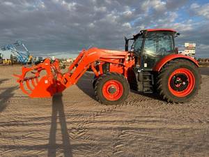 2022 pour M7-132 DELUXE 4WD moteur Tractor-132HP et pompe confort de l'opérateur agricole de précision - Product Image 2