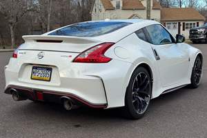 Nissan 370Z NISMO Coupé 2016 d'occasion, boîte manuelle 6 vitesses, moteur V6 - Product Image 3