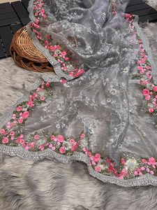 LATEST DESIGNER RICH PALLU and ATTRACTIBVE BORDER CONTRAST <b>SILK</b> <b>ORGANZA</b> SAREE - Product Image 3