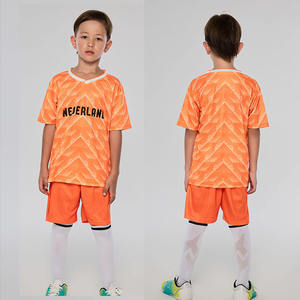 Conjunto de Uniforme de Fútbol para Hombre OEM 2026, Equipación Deportiva para Equipos Europeos, Personalizable con Logotipo, Ligero y Corto - Product Image 2