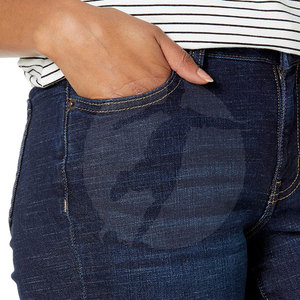 กางเกงยีนส์ขาสั้นระบายอากาศได้ดีของผู้หญิงมาใหม่ - Product Image 5