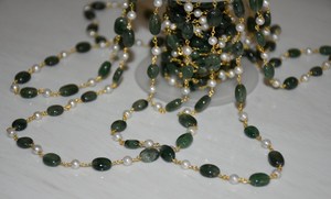 Perle blanche plaquée or de qualité supérieure et chaîne de chapelet de perles ovales vertes naturelles, chaîne de perles en fil métallique pour la fabrication de bijoux - Product Image 4