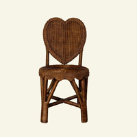 Chaise à dossier en forme de cœur en rotin naturel artisanal de haute qualité, meubles d'appoint tissés vintage, décoration rustique pour la maison, style classique élégant