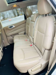 PATHFINDER PLATINUM 4WD SUV 2017 d'occasion en excellent état, transmission intégrale variable, moteur V6 3.5L 284 ch, crossover à vendre - Product Image 3