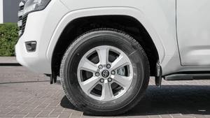 Toyota Land Cruiser 2025, Toyota Land Cruiser GXR 4.0L AT Gasolina, Negro sobre Blanco, Velocidad Máxima, Sin Historial de Accidentes, en Existencia - Product Image 5