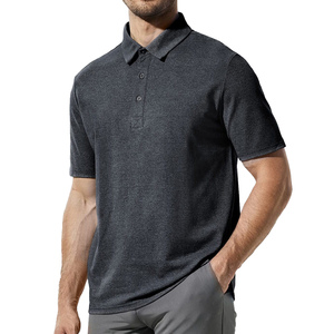 เสื้อโปโลผู้ชายดีไซน์เรียบง่ายแต่ทันสมัย ผลิตเพื่อความสบายอย่างนุ่มนวล พร้อมโครงสร้างที่เรียบร้อยและลุคที่ดูดีในชีวิตประจำวัน - Product Image 5
