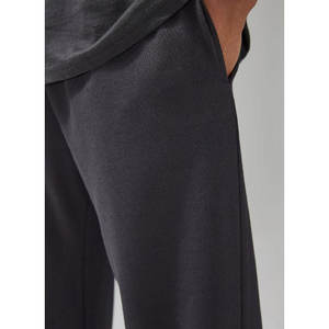 Pantalon de jogging évasé pour femme 2026 en toile de coton lavé respirant, couleur unie, avec logo personnalisé - Product Image 5