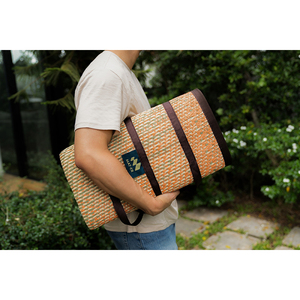 Tailandia Origen Exportación Más alta calidad Picnic/Playa/Alfombras al aire libre Diseño moderno 100% Polipropileno PP Alfombra plegable - Product Image 1