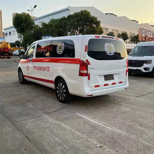 4WD <b>Emergency</b> Private Ambulance Customizable Luxury Medical Rescue <b>Vehicle</b> - Product Image 5