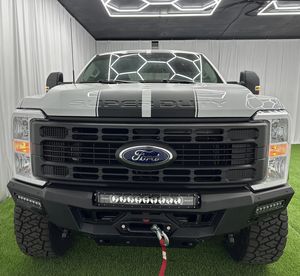 Ford F-250 Super Duty XL Crew Cab Power Stroke 4×4 2024 - Product Image 1