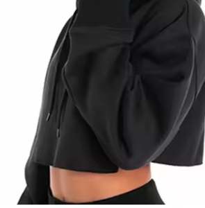 Sweat à capuche élégant et surdimensionné pour femmes Streetwear élégant OEM impression personnalisée de l'usine saison d'hiver à capuche col avant - Product Image 3