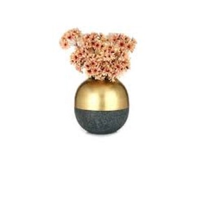 Newest Design Metal <b>Vases</b> in Customized Design and Finishes Handmade for Garden Wedding and Home Decoration <b>Unique</b> Flower <b>Vases</b> - Product Image 2
