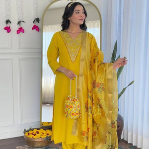 Ensemble Kurti tendance pour femme, brodé, infroissable, séchage rapide, réversible, avec bas et dupatta – NEETA CREATION – Tenue ethnique moderne - Product Image 1