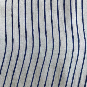 Tissu en coton imprimé à la main, bleu marine, motif à rayures verticales |   Textile classique minimaliste - Product Image 2