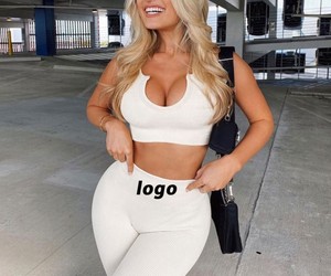 2024 logotipo personalizado gimnasio Fitness conjuntos ropa mallas gimnasio ropa Activa 4 piezas entrenamiento mujeres acanalado sin costuras Yoga conjunto para mujeres - Product Image 2