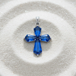 Colgantes y Dijes de Joyería Fina de Plata de Ley 925 Chapados en Oro con Cruz Azul Navideña, Diamantes Cultivados en Laboratorio con Certificación GIA VVS - Product Image 2