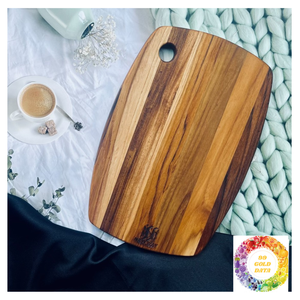 Planche à découper en bois d'acacia faite à la main au Vietnam avec finition à l'huile naturelle - Product Image 2