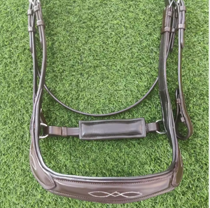 Brida de caballo de cuero con logotipo personalizado de diseño cosido elegante Brida mordida para uso ecuestre - Product Image 3