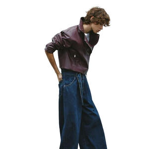 Chaqueta de motocicleta para mujer de calidad superior personalizada OEM elegante cortavientos de cuero genuino acolchado cuello de moda para montar - Product Image 5