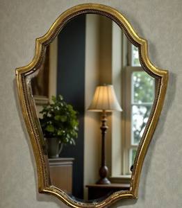 Miroir baroque doré vintage, miroir mural - Product Image 1