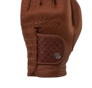 ถุงมือกอล์ฟหนัง Cabretta สำหรับผู้ชายถุงมือกอล์ฟคุณภาพดีมาตรฐานสากลปรับแต่งได้ทนทานผลิตสูงสุด - Product Image 3