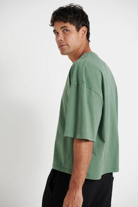 Vente en gros de T-shirts 100% coton avec impression bouffante broderie de détresse col épais microfibre style Hip Hop pour hommes - Product Image 6