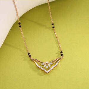 สร้อยคอประดับเพชร ลูมินัส เกรซ ดีมอนด์ มังกัลสุตร ตันมณียะ - Product Image 6