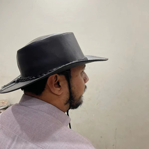 หมวกคาวบอยหนังสีดำสำหรับผู้ชาย ขายส่ง หมวกปีกกว้างสไตล์ตะวันตกสำหรับขี่ม้า - Product Image 3