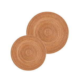 PLAQUETTES DE CHARGEUR EN ROTIN TISSÉES Vietnamiennes Fait à la main pour un ajout unique et naturel à votre table à manger - Product Image 1