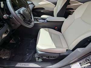 NUOVISSIMO LEXUS RX 350 BASE 2024, 2.4L V6 TURBO SPORT 409CV/5200RPM, 6 Cilindri, 7 Posti, Trasmissione Automatica a 10 Velocità - Product Image 5