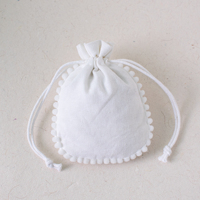 Pochette à cordon blanc personnalisée avec logo promotionnel, emballage rond pour bijoux, sac cadeau avec bordure en pompon