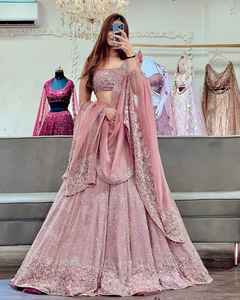 Colección Lehenga DE BODA elegante india para mujer de diseñador Choli para adultos dibujado a mano para fiestas inspirado en la cultura de Pakistán - Product Image 1