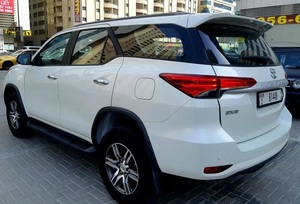 Nuovo Toyota Fortuner EXR SUV 2021, 7 posti, cambio automatico, fari a LED, tetto panoramico, interni in pelle - Product Image 4