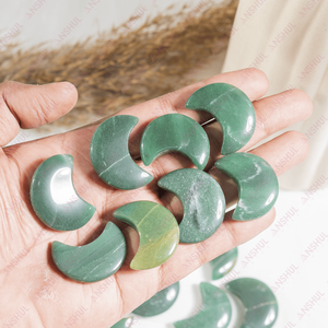 Vente en gros de mini-pierres de lune en jade vert de qualité supérieure, sculptées et écologiques, pour la méditation Feng Shui et la décoration intérieure - Product Image 1