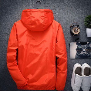 เสื้อฮู้ดกันลมแฟชั่นฤดูหนาวสำหรับผู้ชาย แบบสั่งทำพิเศษ เนื้อผ้านุ่ม กันน้ำ ลายพิมพ์ ซิปแบบตั้ง - Product Image 2