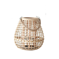 Candelabros con patas decorativas baratas de bambú, lámpara de pie de esquina y artesanías de ratán para centros de mesa de boda, iluminación