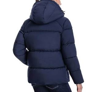 Doudoune réversible pour femmes personnalisée haute qualité dernière conception à capuche grande taille saison d'hiver matériau de remplissage en coton - Product Image 3