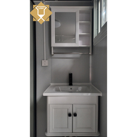 Toilette préfabriquée portable avec lavabo, douche et WC, séparation humide/sèche, structure en acier, salle de bain pour la construction en extérieur