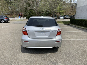 Toyota Matrix FWD 2009 / Disponible à la vente avec faible kilométrage, moteur essence / Véhicule d'occasion en excellent état et sans accident, aucun problème. - Product Image 3