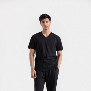 Vêtements décontractés de qualité supérieure T-shirts pour hommes T-shirts pour hommes légers Couleur unie dernière mode T-shirts pour hommes à vendre - Product Image 1